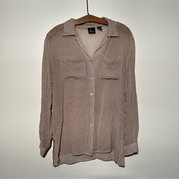 Vintage Liz Sport Floral Rayon Semi Sheer Button Down - Picture 2 of 10